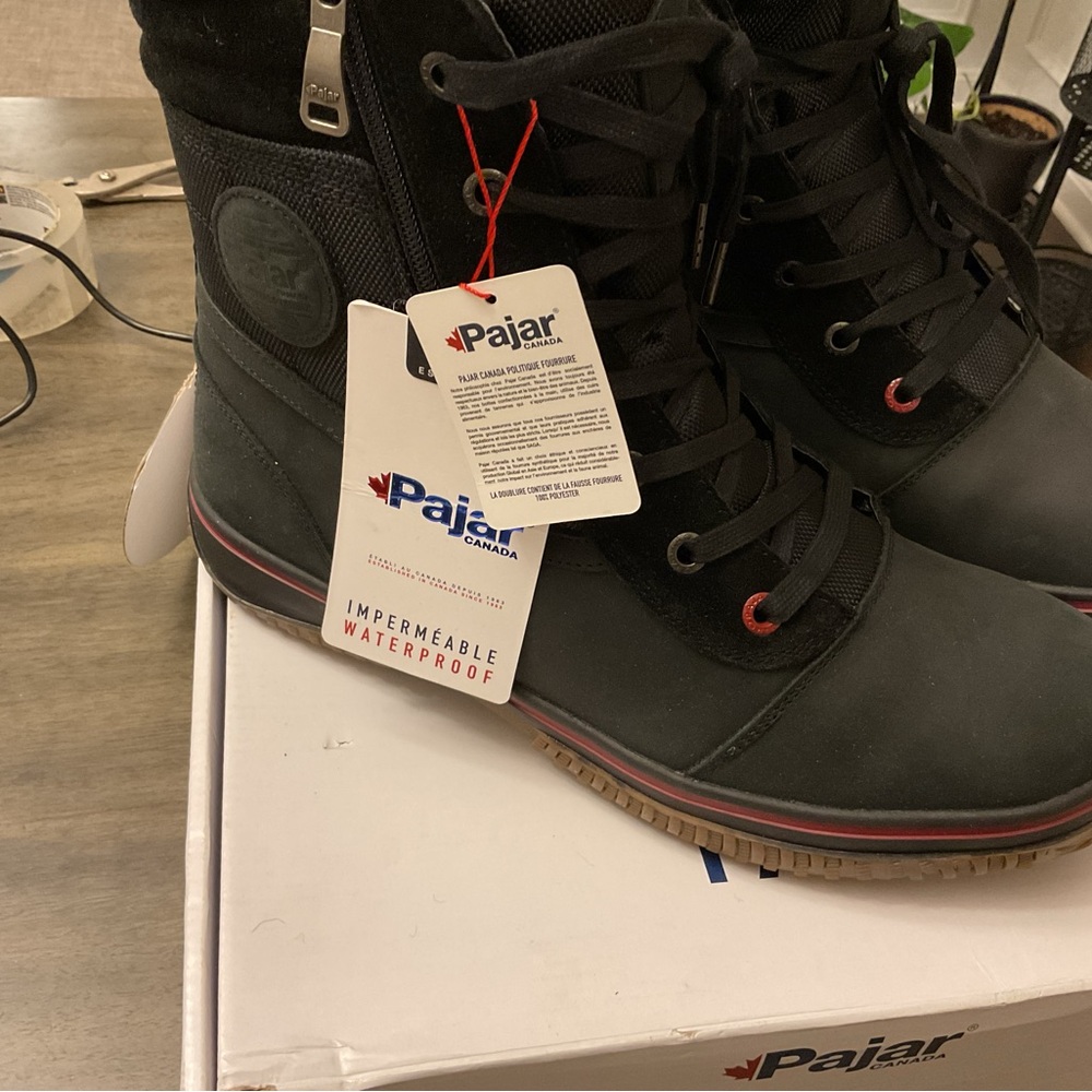 Pajar Women's Black and Red Winter Boots - Picture 2 of 4
